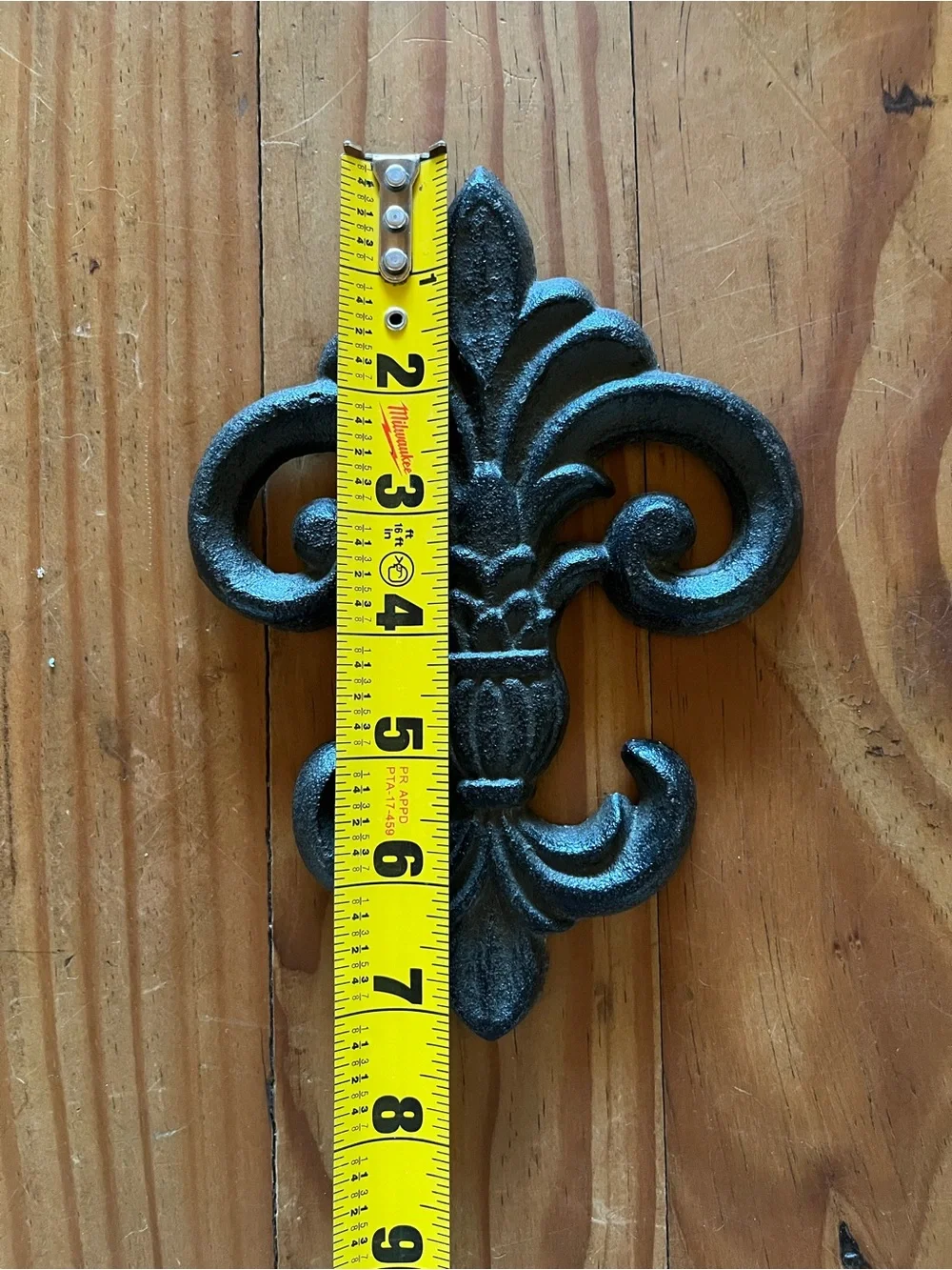 Black Cast Iron Wall Fleur-de-Lis